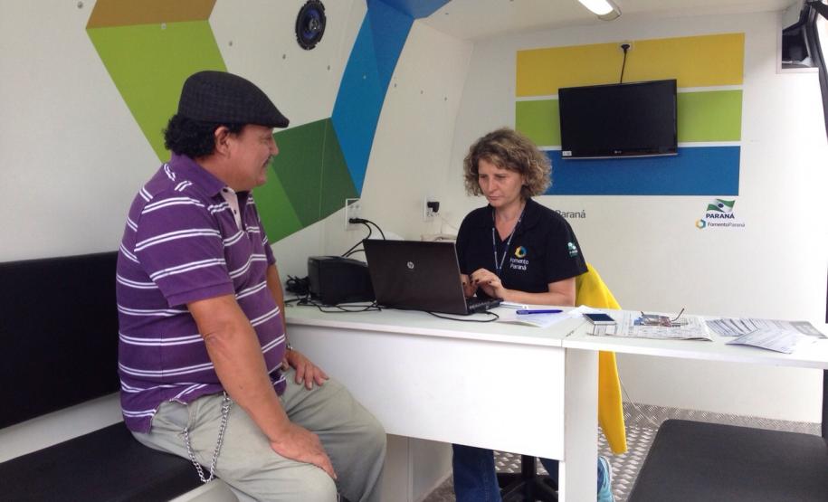 A FOMENTO PARANÁ, instituição financeira de desenvolvimento do Governo do Paraná, participa da Semana do Microempreendedor Individual (MEI), em parceria com o SEBRAE – Serviço Brasileiro de Apoio à Micro e Pequena Empresa. Uma ampla programação está sendo realizada, até sexta-feira (17), em Curitiba e mais de 100 cidades paranaenses, com palestras, orientações e oficinas totalmente gratuitas para você tornar o seu negócio muito mais eficiente e melhor estruturado.