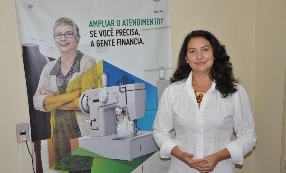 Mirian Simm - agente de crédito General Carneiro