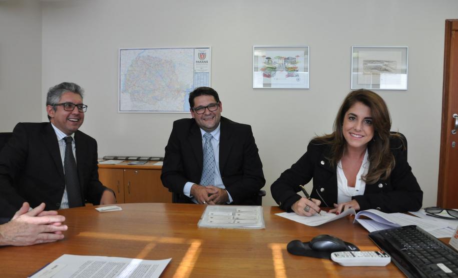 A empresa Isotron, que desenvolve máquinas e equipamentos para microsoldagem, vai desenvolver um novo módulo de solda a ponto para equipamentos industriais dos setores de eletroeletrônica, autopeças e metalmecânica.