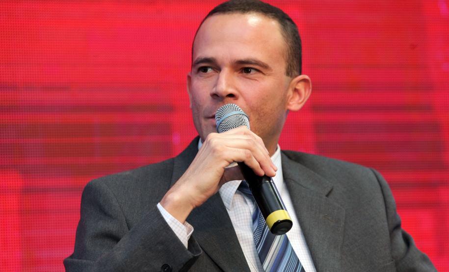 O analista de desenvolvimento da Fomento Paraná Richer de Andrade Matos, participou de com um talk show sobre crédito, que foi mediado pela jornalista da TV Globo e Rede CBN, Mara Luquet, durante o Encontro das Micro e Pequenas Indústrias do Paraná. A Fomento Paraná é uma das patrocinadoras do evento.