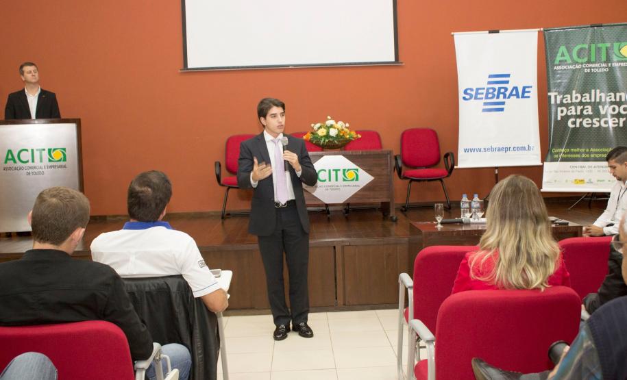 Fomento Paraná e Finep - Inovação e Pesquisa&#8203;, em parceria com a Associação Comercial e Empresarial de Toledo, reuniram empreendedores de Toledo e região para apresentar a linha de crédito Inovacred, destinada a apoiar projetos de inovação e desenvolvimento tecnológico.