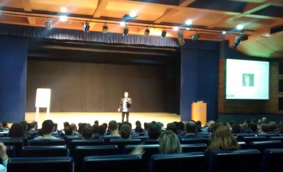 A Fomento Paraná participou do Startup Weekend, um dos principais eventos de tecnologia e empreendedorismo do mundo, que aconteceu em Curitiba, de 3 e 5 de julho, como um oferecimento da Universidade Positivo e da Copel Telecom.