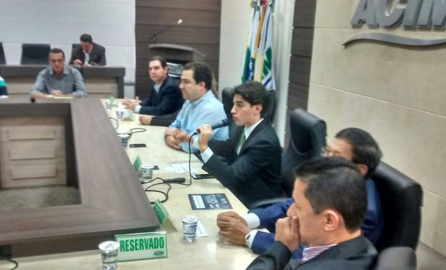 Nova linha é destinada a financiamento para aquisição de vans para o transporte escolar e fretamento turístico.