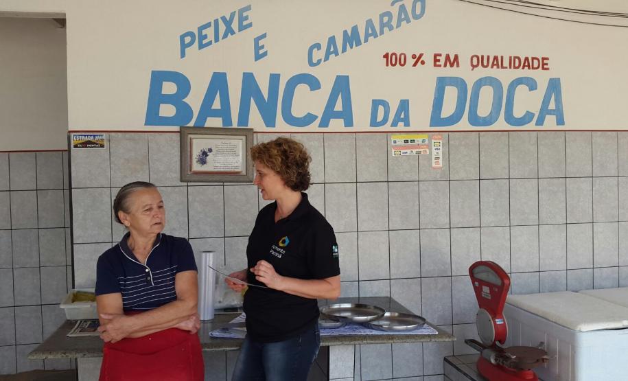 A Fomento Paraná está fazendo ações no litoral para promover a divulgação da linha de crédito Banco do Empreendedor - Transporte Escolar e Turismo e das ações da Operação Verão 2016 - Fomento Paraná.