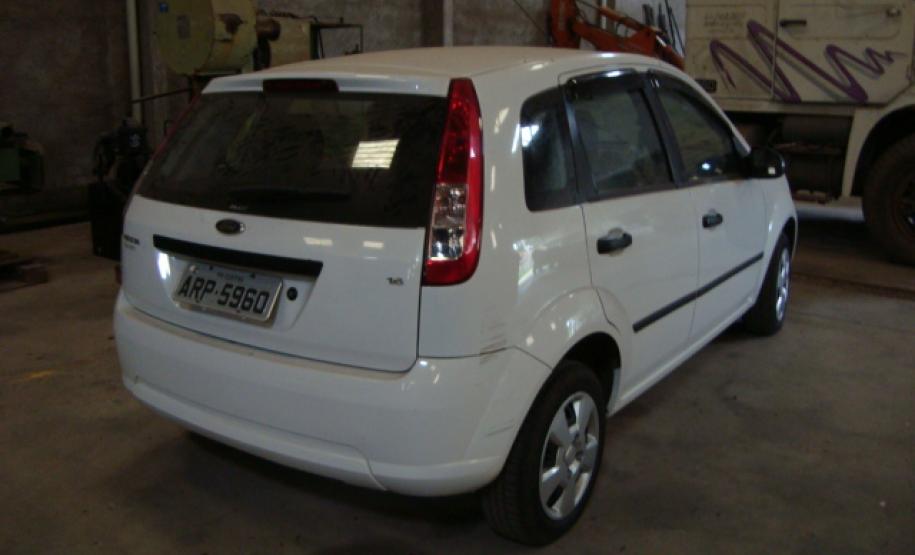 Automóvel   Ford   Fiesta Hatch   1.6   flex,   ano   2009,   que estarã no leilão da Fomento Paraná, no dia 16 de outubro.
Chassi   nº 9BFZF55P698433125,    Renavam    nº    15.826814-8,    motor    nº QF9A98433125, placa ARP-5960. SID nº 11.962.328-6. 
Preço Mínimo: R$ 12.644,00