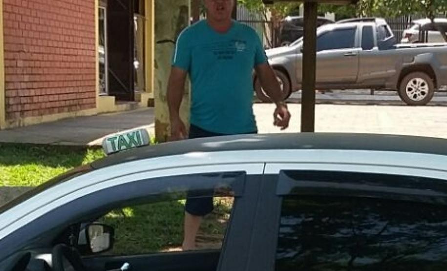 O motorista de táxi José Euflasio Baião, morador de Joaquim Távora, no Norte Pioneiro do Estado, é mais um dos beneficiários da linha Banco do Empreendedor Taxistas, da Fomento Paraná.