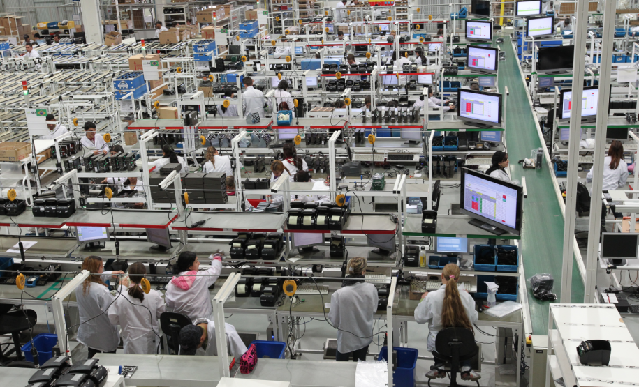 Um estudo feito pelo Governo do Paraná definiu seis setores prioritários para atração de investimentos ao Estado nos próximos anos.