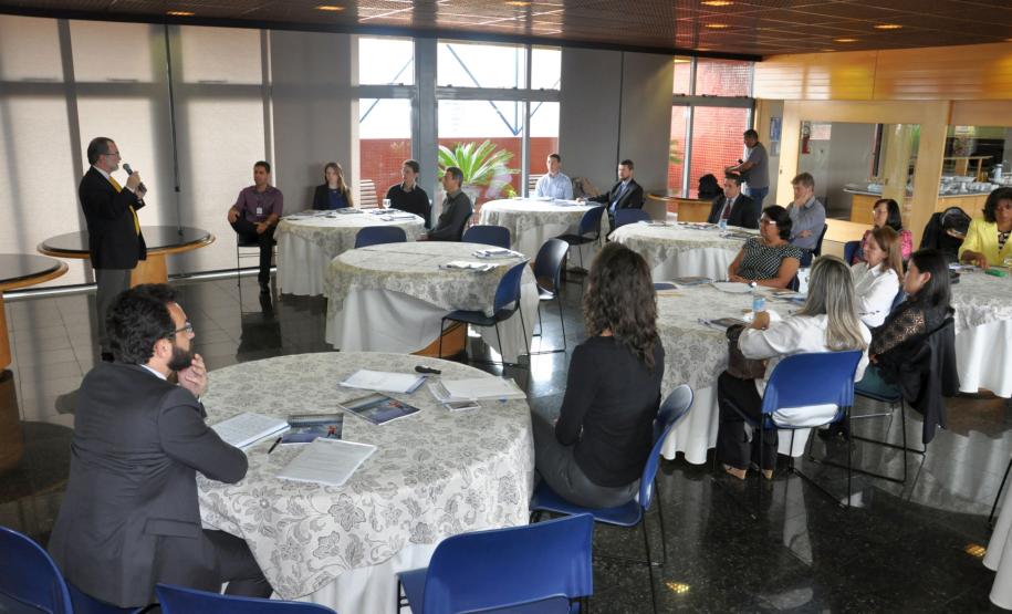 A Fomento Paraná é a anfitriã da reunião da Comissão de Assuntos Contábeis da Associação Brasileira de Desenvolvimento (ABDE), que acontece nas dependências da Federação do Comércio do Paraná, em Curitiba, nesta terça, 24/11.