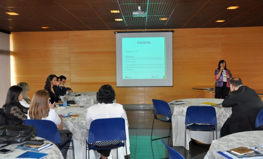 A Fomento Paraná é a anfitriã da reunião da Comissão de Assuntos Contábeis da Associação Brasileira de Desenvolvimento (ABDE), em Curitiba, nesta terça, 24/11.