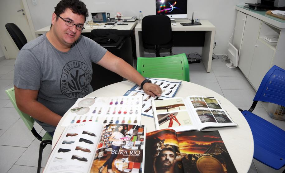 Da garagem de casa para o mundo FABIO HENTZ- empresa Imagi em Santa Felicidade. Com financiamento oferecido pela Fomento Paraná, ele comprou equipamento de ponta, gerou empregos em plena recessão, e tornou a empresa conhecida internacionalmente.