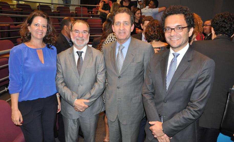 A Fomento Paraná, instituição financeira de desenvolvimento do Governo do Paraná, foi a vencedora da 10ª edição do “Prêmio Citi Melhores Microempreendimentos” (www.pcmm.com.br) na categoria Gestão Inovadora para Instituições de Microfinanças.