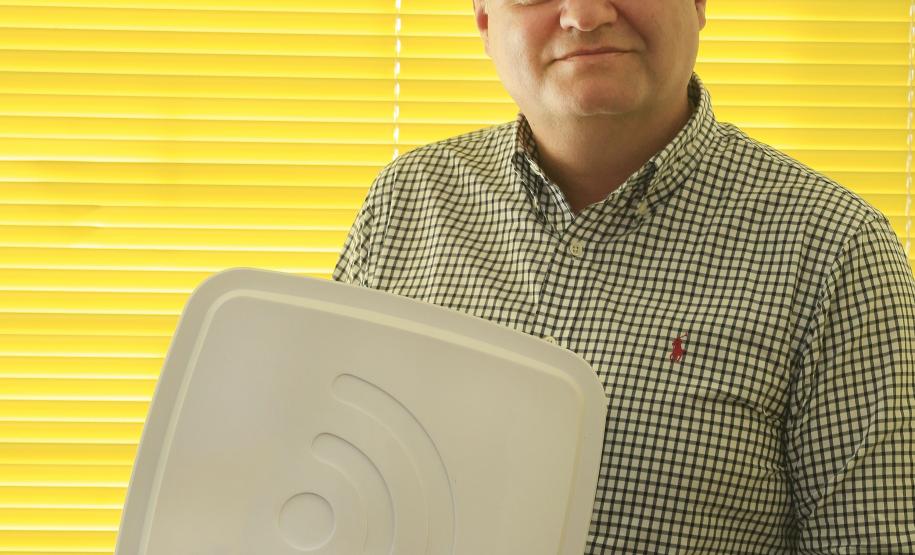 WNI Soluções Wireless e Conectividade, investiu os recursos captados na Fomento Paraná, no sistema Dashboard Multioperadora. Na imagem, o presidente da WNI, Nóbile Scandelari Jr.