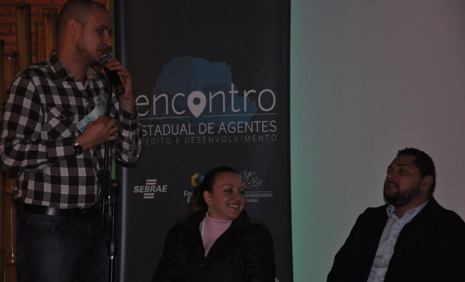 Rafael Balestra fala sobre "O agente transformador da sociedade", em que aproveita recursos de hipnose para trabalhar com os participantes do evento e mostrar que a transformação física está na mente.