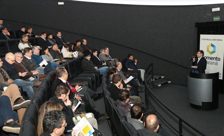A Fomento Paraná realizou na manhã desta quarta-feira (8) o II Seminário “Crédito para Inovação”, no campus da Pontifícia Universidade Católica do Paraná, em Curitiba. Durante o evento foi lançado o Fundo Sul Inovação, um fundo de participação (capital semente), que terá inicialmente R$ 50 milhões para aplicar em até 12 companhias de tecnologia nascentes e emergentes no Paraná, Santa Catarina e Rio Grande do Sul.