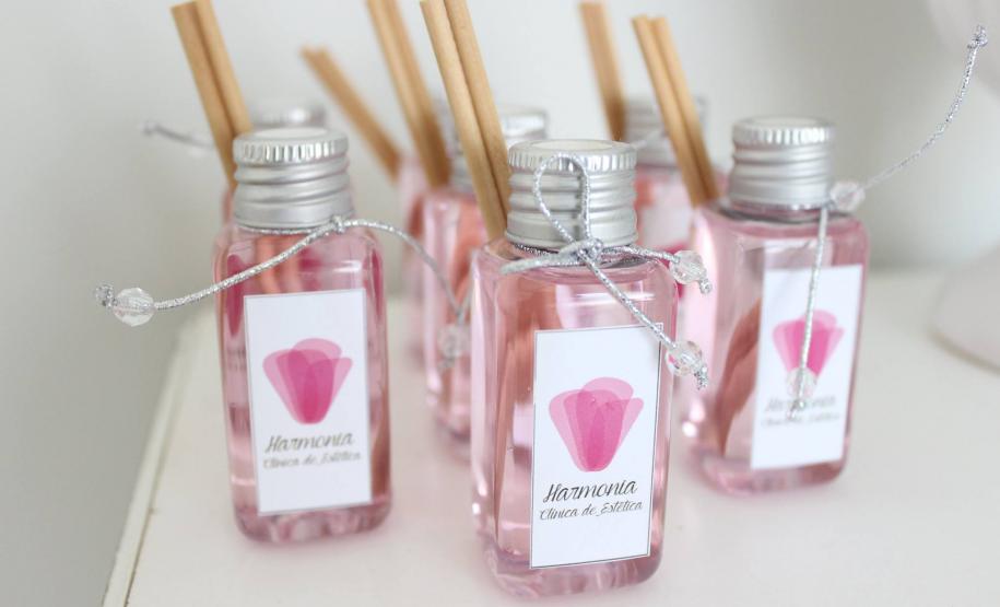 Nicolly Marini, empreendedora da Harmonia Clínica de Estética, de Marialva, norte do Paraná.