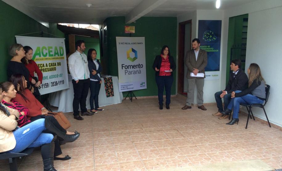Foi inaugurado nesta terça (28/6) o "Ponto de Atendimento da Fomento Paraná em Andirá ", instalado na Associação Comercial e Empresarial de Andirá – ACEAD, com dois agentes de crédito.