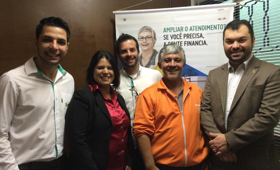 Foi inaugurado nesta terça (28/6) o "Ponto de Atendimento da Fomento Paraná em Andirá ", instalado na Associação Comercial e Empresarial de Andirá – ACEAD, com dois agentes de crédito.