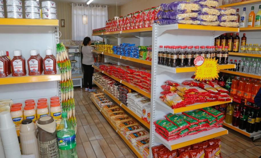 Imagem do Villa Empório Armazém, recém inaugurado pela empreendedora Marisa dos Santos, em Campo Largo. Com apoio da Fomento Paraná, instituição financeira do Governo do Estado, Marisa já buscou três créditos e está melhorando de vida.