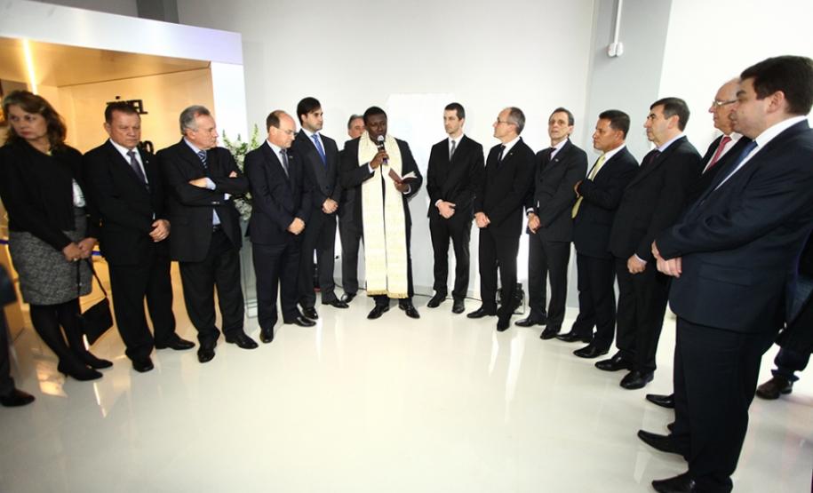 A Associação Comercial e Industrial de Cascavel (ACIC) está de casa nova. Parceira da Fomento Paraná na região oeste do Estado, a ACIC tem mais de 2,5 mil associados e atende com pessoal especializado para informar e aproximar empreendedores de linhas que se adaptam aos negócios.