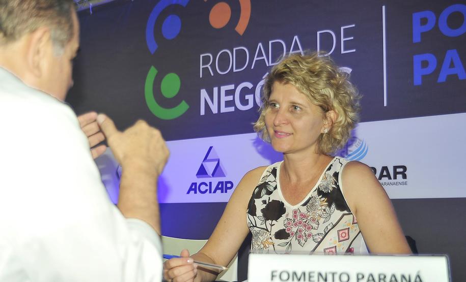 A Administração dos Portos de Paranaguá e Antonina (Appa), em parceria com o Sebrae e a Fomento Paraná, promoveram uma Rodada de Negócios no Porto de Paranaguá, nesta quinta-feira (25), com o objetivo de aproximar clientes e fornecedores que prestam serviços para empresas ligadas à área portuária.