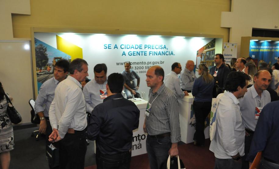 Encontro de Prefeitas e Prefeitos Eleitos - Gestão 2017-2020 Encontro de Prefeitas e Prefeitos Eleitos - Gestão 2017-2020, promovido pelo Governo do Paraná, em parceria com o Sebrae/PR, em Foz do Iguaçu, de 29 de novembro a 2 de dezembro de 2016.