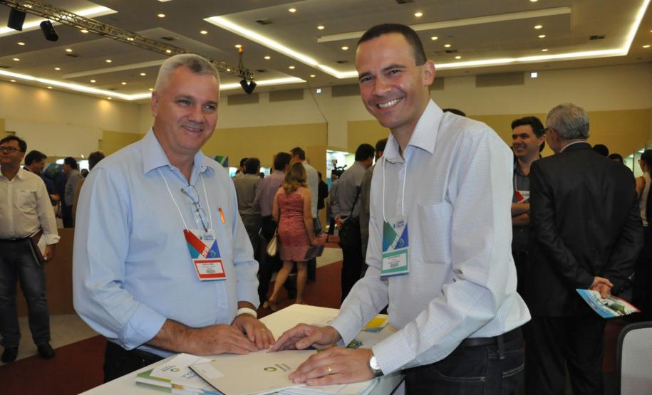 Encontro de Prefeitas e Prefeitos Eleitos - Gestão 2017-2020 Encontro de Prefeitas e Prefeitos Eleitos - Gestão 2017-2020, promovido pelo Governo do Paraná, em parceria com o Sebrae/PR, em Foz do Iguaçu, de 29 de novembro a 2 de dezembro de 2016.