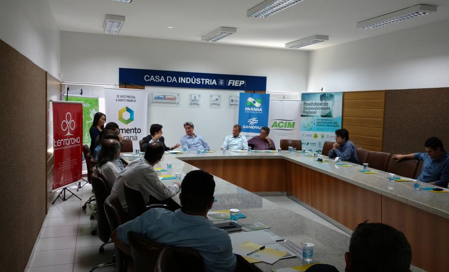 A Fomento Paraná está participando do projeto Roadshow de Desenvolvimento Regional promovido pela Agência Terra Roxa de Desenvolvimento do Norte do Paraná, uma entidade criada para atuar na atração de investimentos e fomento de negócios.