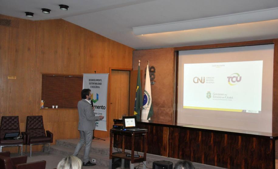 Consultoria EloGroup apresenta casos de dimensionamento na administração pública.