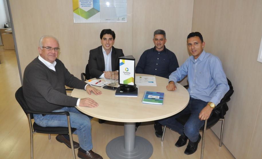 Secretário de indústria e comércio do município esteve na Fomento Paraná para reforçar parceria