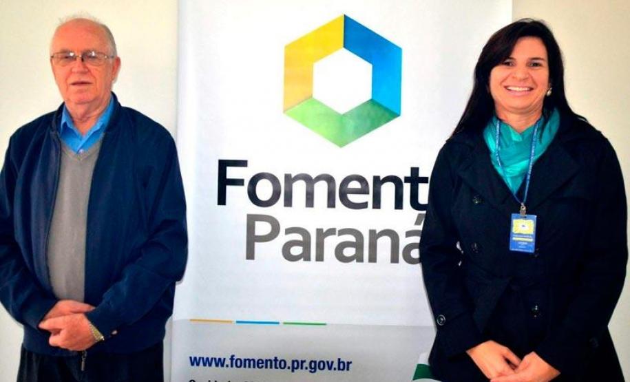 Itacir Rovaris e Luciana Dani, agentes de crédito do Banco do Empreendedor em Francisco Beltrão, no Sudoeste do estado.