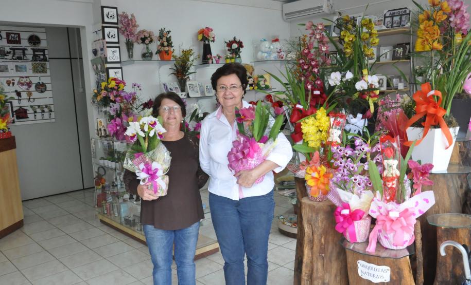 Marilde Nesello, de Toledo, transformou um orquidário em uma loja para comercializar flores e presentes e usa o microcrédito da Fomento Paraná como capital de giro.