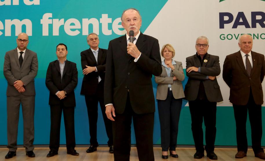 A partir deste mês, trabalhadores parananenses que querem abrir um negócio podem procurar qualquer umas das 216 agências do trabalhador do Paraná para ter acesso ao Microcrédito Fácil, disponibilizado pelo Governo do Estado por meio da Fomento Paraná