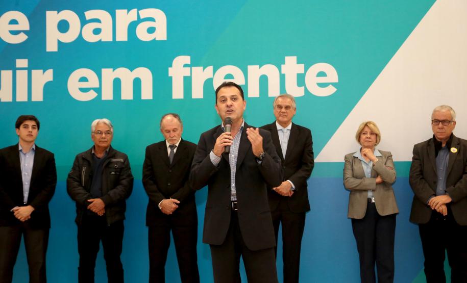 A partir deste mês, trabalhadores parananenses que querem abrir um negócio podem procurar qualquer umas das 216 agências do trabalhador do Paraná para ter acesso ao Microcrédito Fácil, disponibilizado pelo Governo do Estado por meio da Fomento Paraná