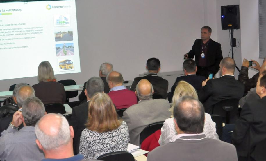 Fomento Paraná recebe consultores de negócios para apresentação das linhas de crédito.