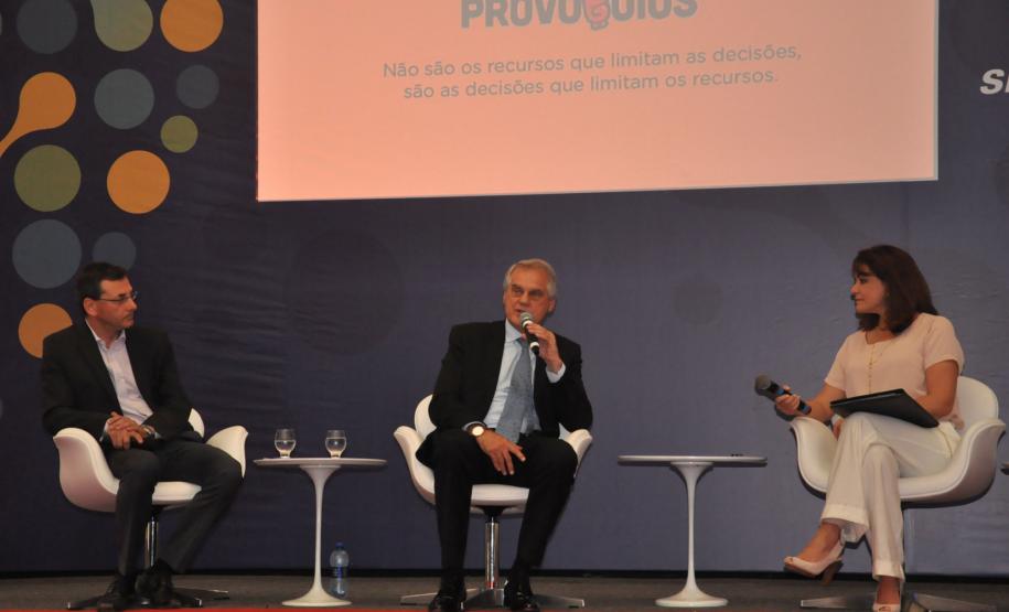 A Fomento Paraná, instituição financeira do Governo do Estado e o Sebrae/PR promovem o Encontro Estadual de Agentes de Crédito e Desenvolvimento, em Pontal do Paraná.
O evento, que acontece nesta terça e quarta (30 e 31/10), na Associação Banestado, tem a participação de 300 agentes que atuam em todo o estado.