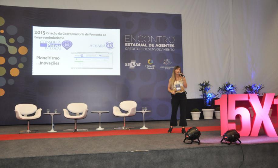 A Fomento Paraná, instituição financeira do Governo do Estado e o Sebrae/PR promovem o Encontro Estadual de Agentes de Crédito e Desenvolvimento, em Pontal do Paraná.
O evento, que acontece nesta terça e quarta (30 e 31/10), na Associação Banestado, tem a participação de 300 agentes que atuam em todo o estado.