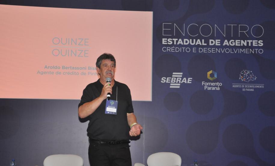 A Fomento Paraná, instituição financeira do Governo do Estado e o Sebrae/PR promovem o Encontro Estadual de Agentes de Crédito e Desenvolvimento, em Pontal do Paraná.
O evento, que acontece nesta terça e quarta (30 e 31/10), na Associação Banestado, tem a participação de 300 agentes que atuam em todo o estado.