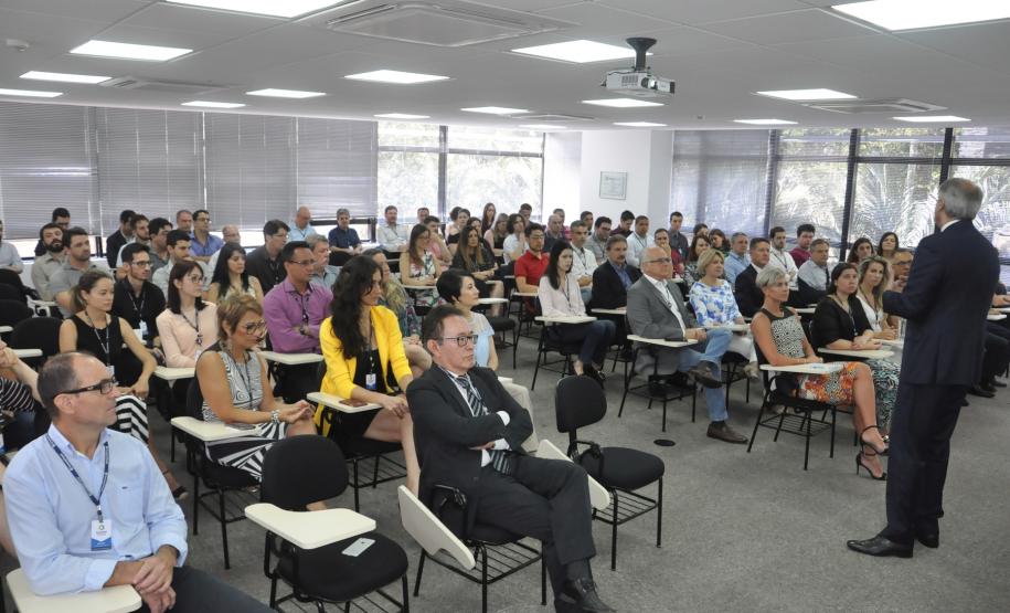 Evento de Avaliação e Desempenho 2019 e Planejamento Estratégico 2019 da Fomento Paraná, organizado pela ASSEAF e Assessoria de Planejamento Estratégico, com patrocínio da Caixa Econômica Federal.