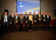 Nova diretoria eleita da ABDE